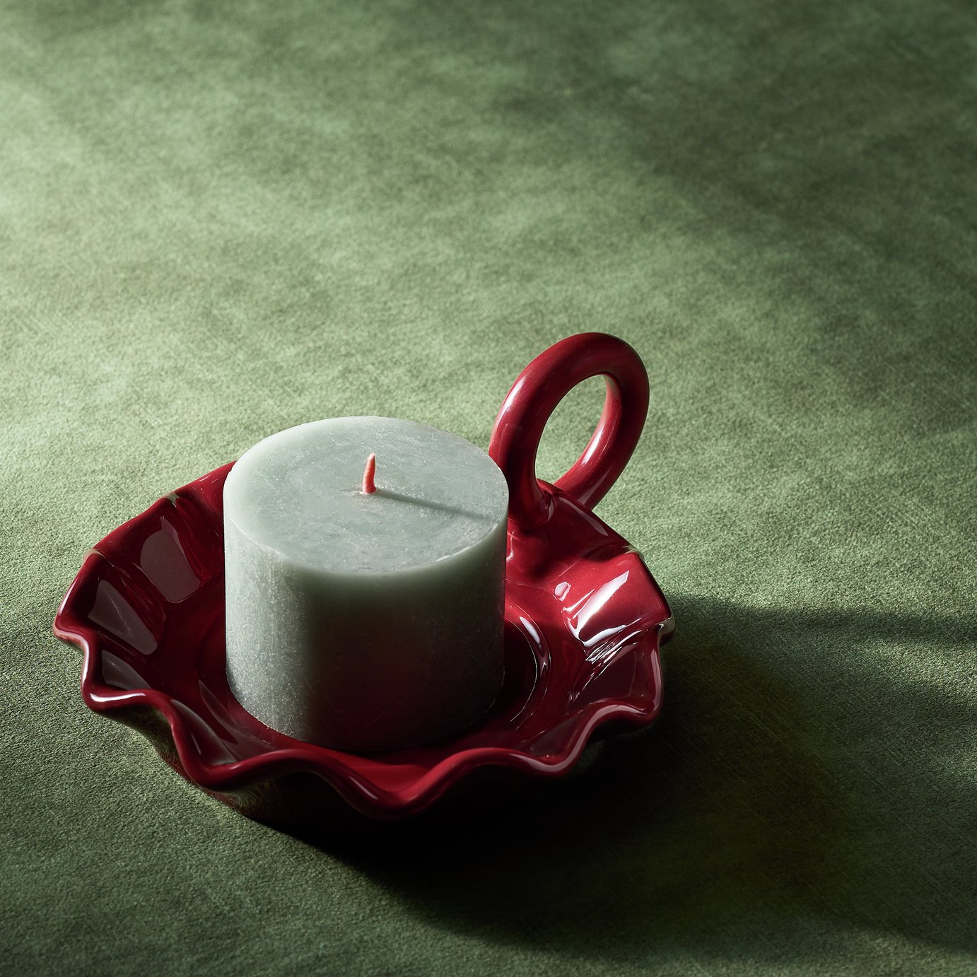 Habitat Wavy Red Candle Plate With Handle