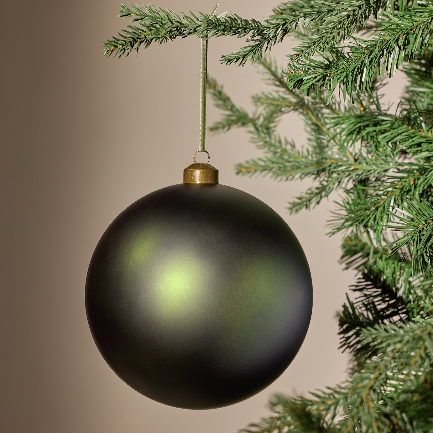 Argos Home Green Country Christmas Bauble - Large