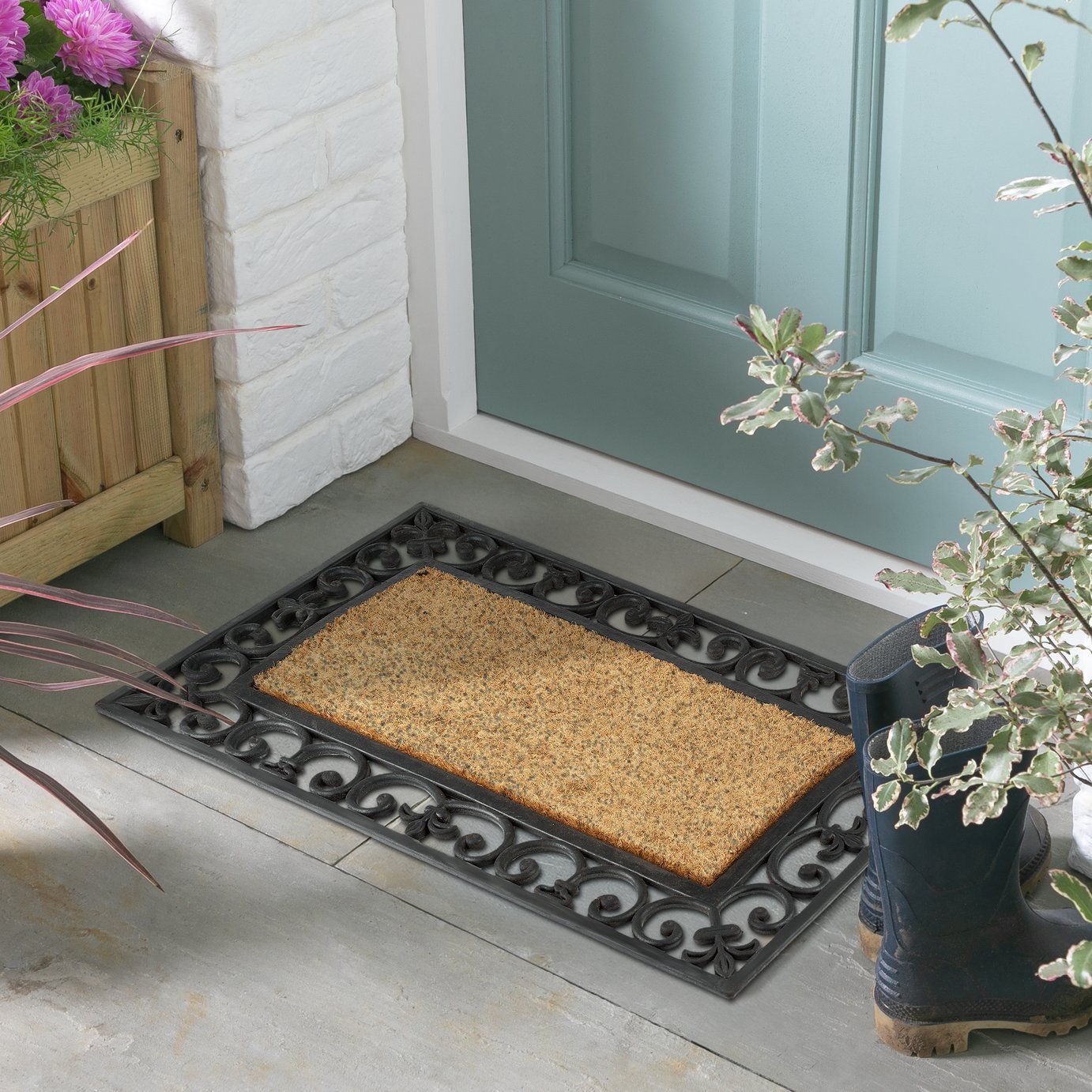 Argos Home Traditional Black & Natural Short Pile Doormat