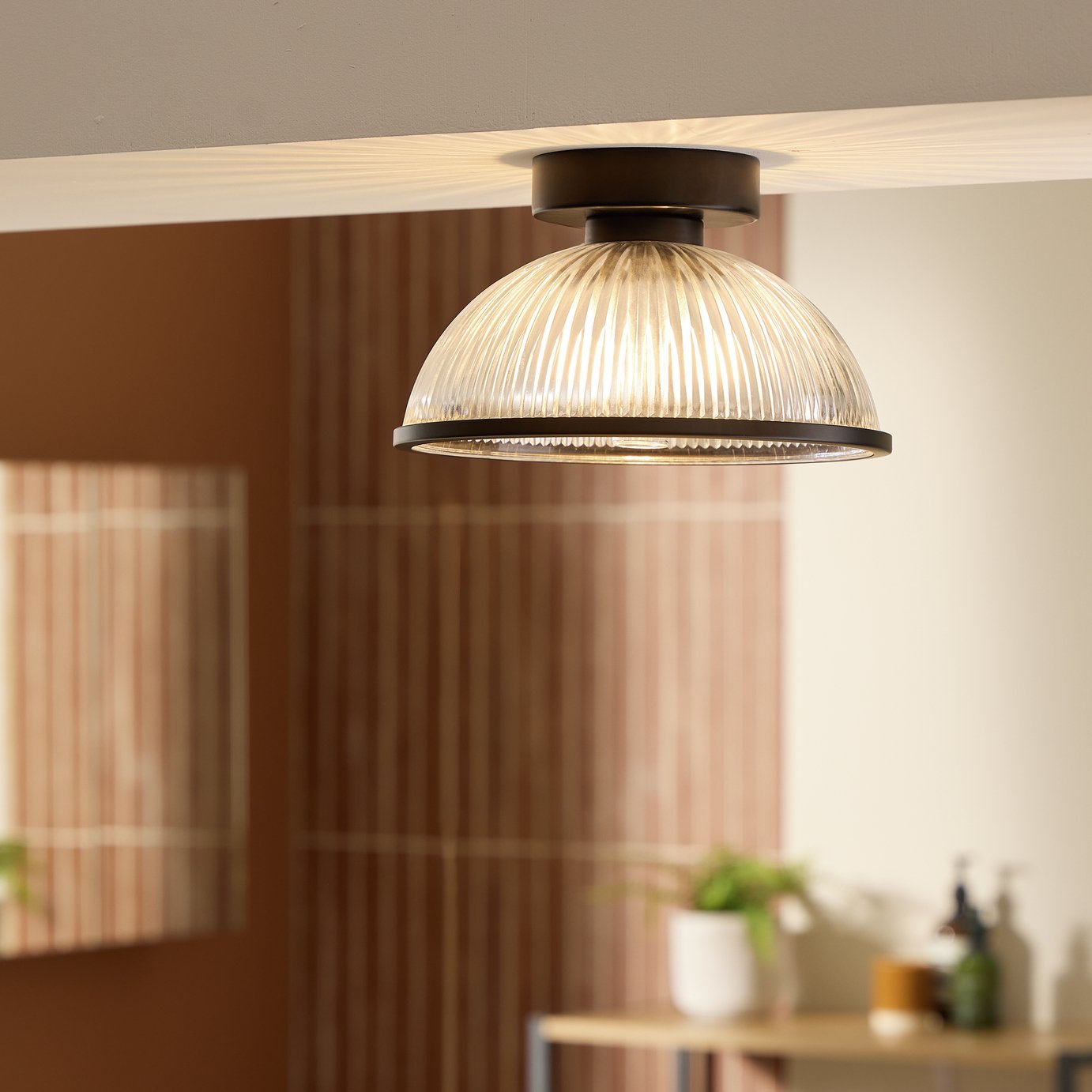 Argos Home Eumee Ribbed Glass Bathroom Flush Ceiling Light - Black