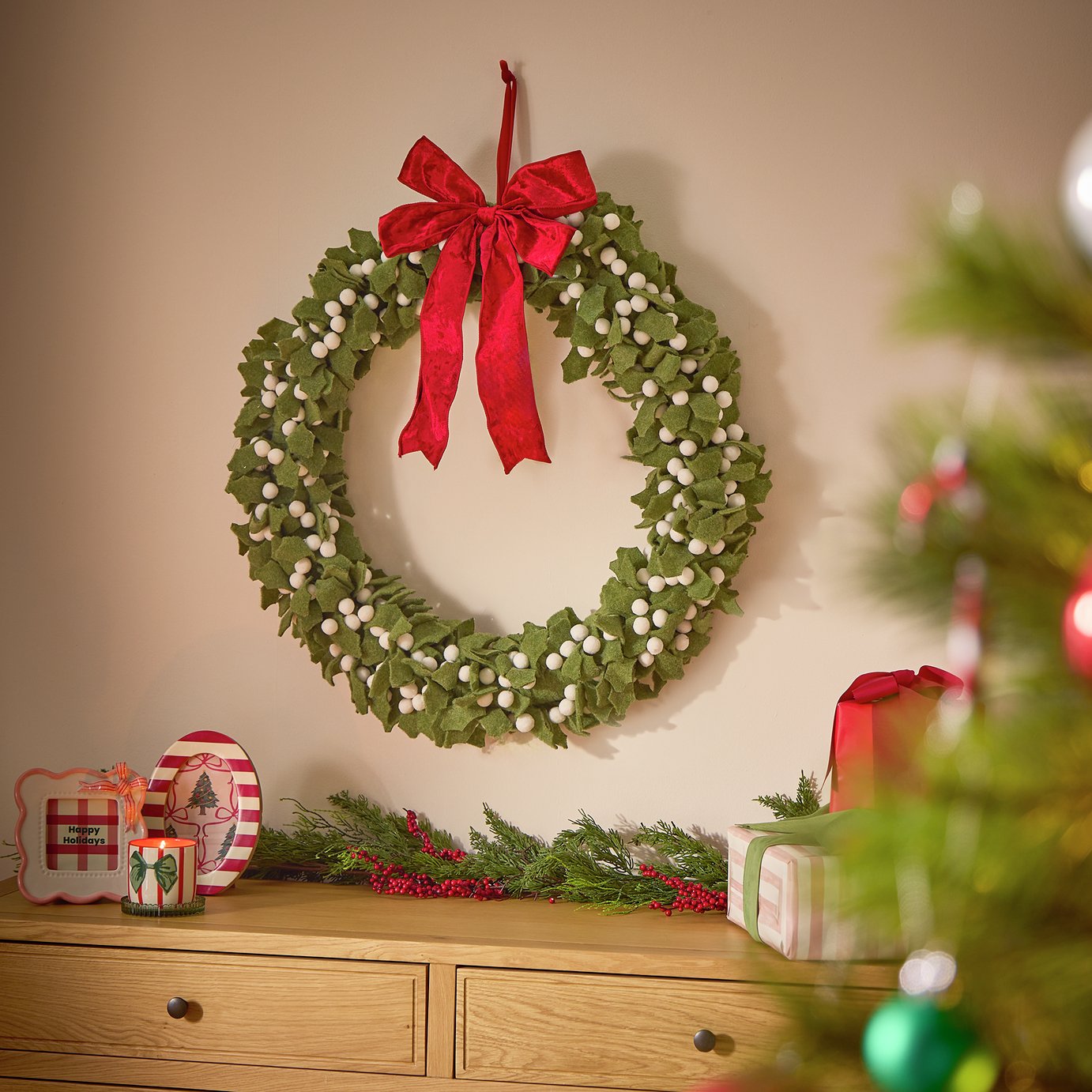 Argos Home Large Felt Christmas Wreath