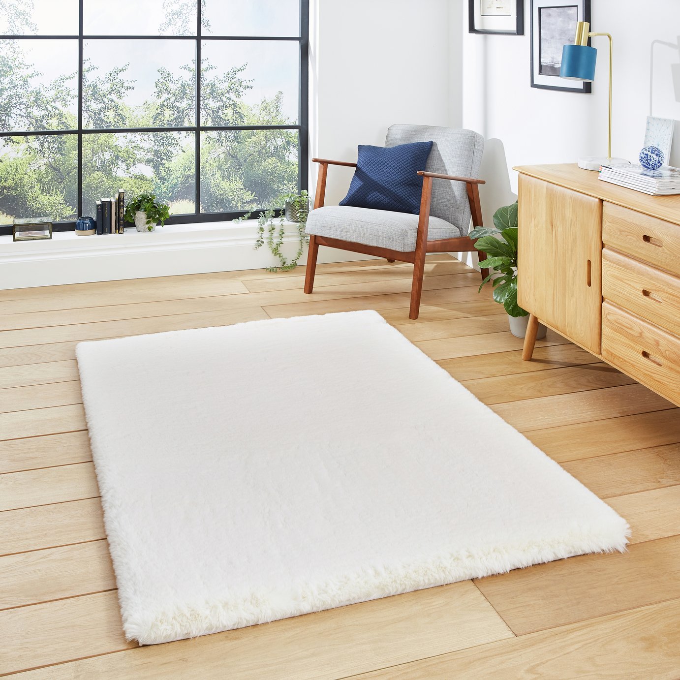 Think Rugs Super Teddy Ivory Shaggy Rug