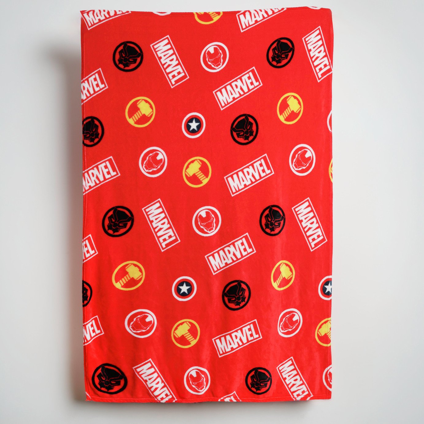 Marvel Throw - Red - 150x100cm
