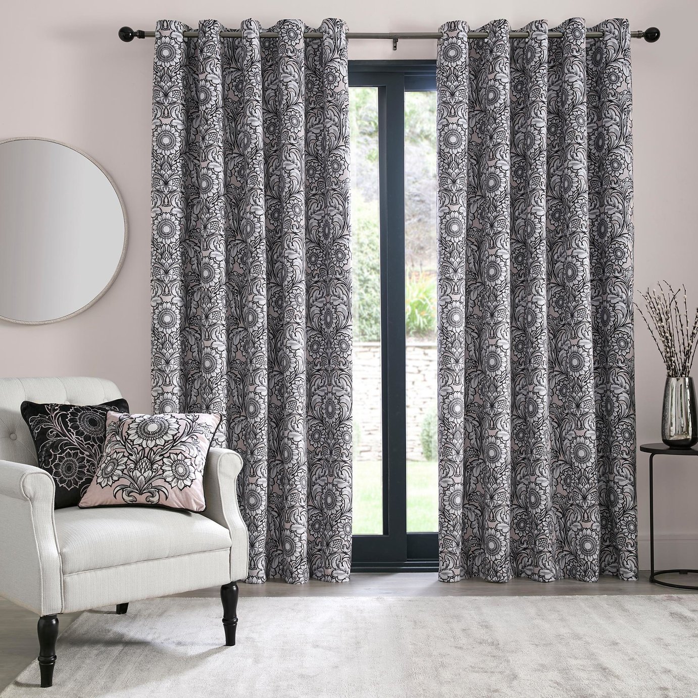 Laurence Llewelyn-Bowen Romilly Eyelet Curtains