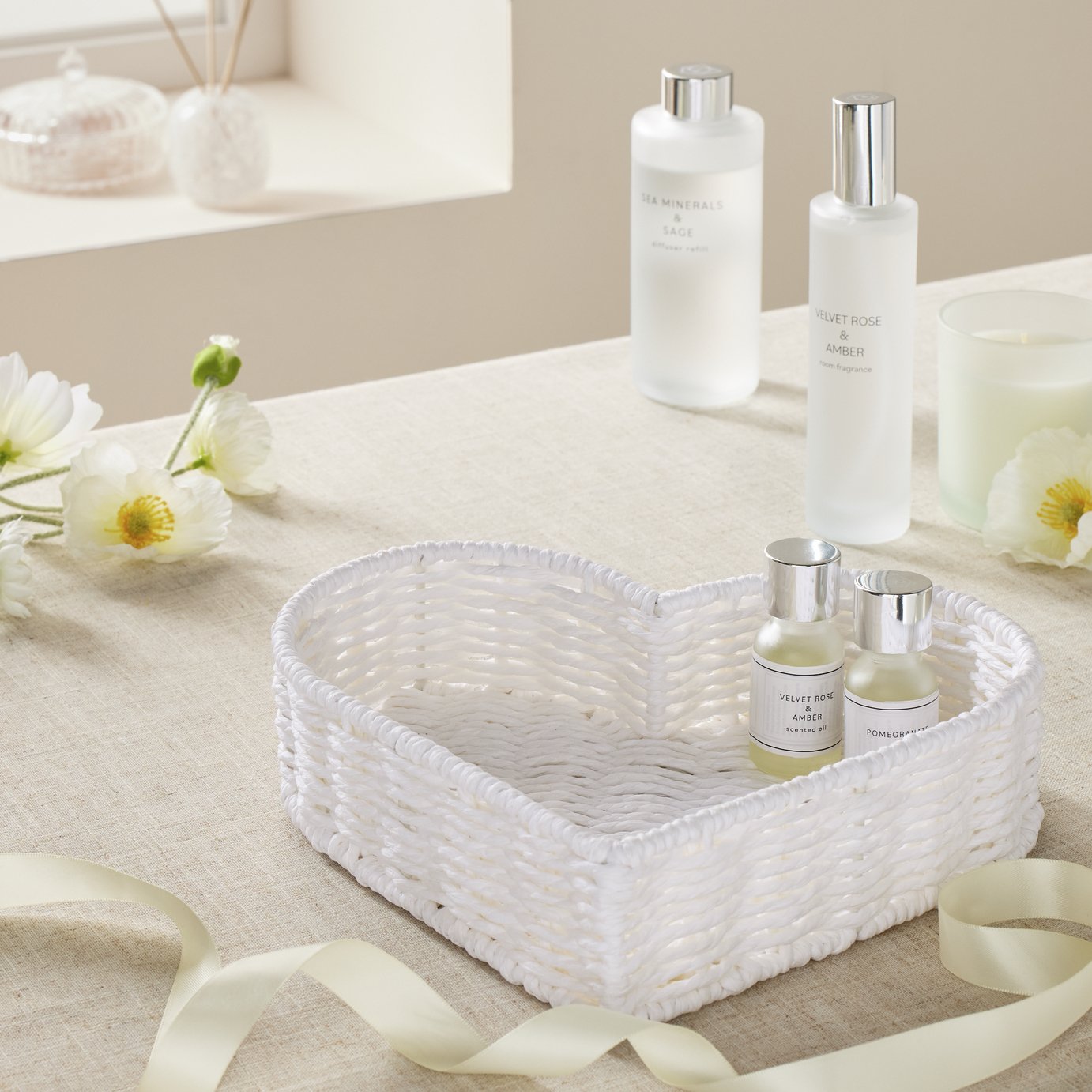 Argos Home Heart White Gift Basket