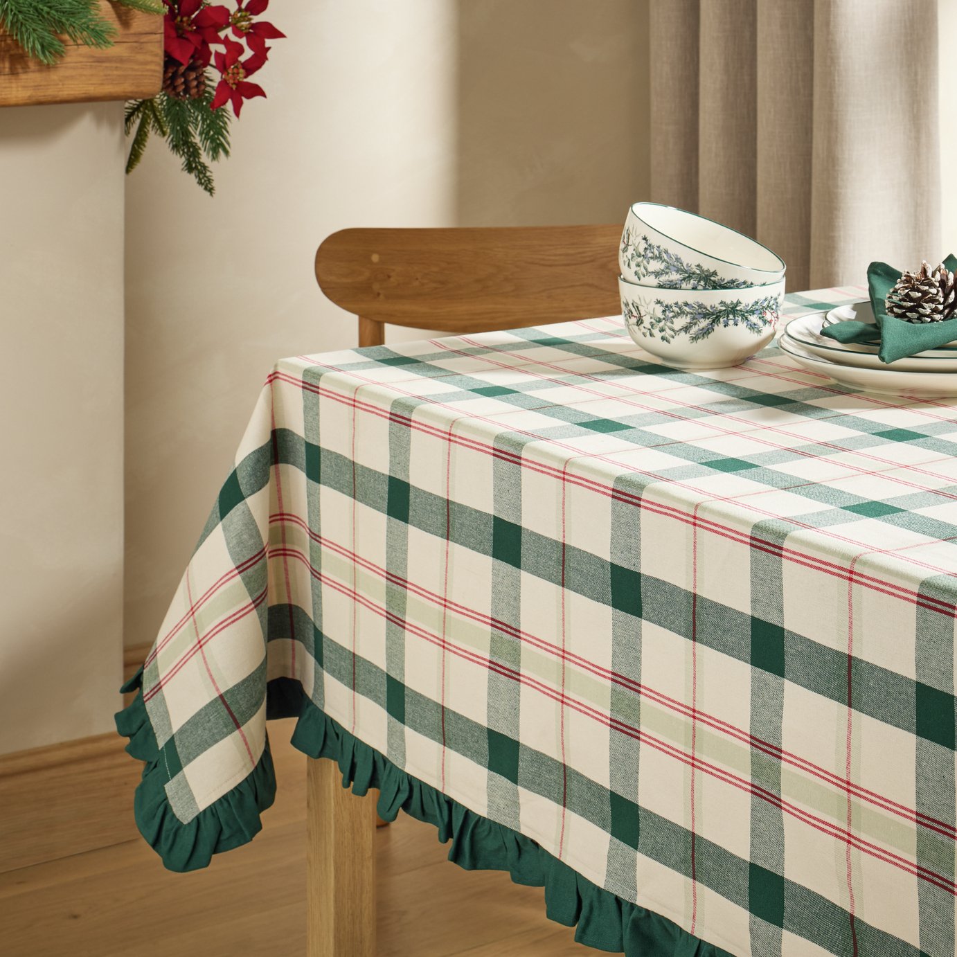 Argos Home Gingham Wipe clean Table Cloth - Green