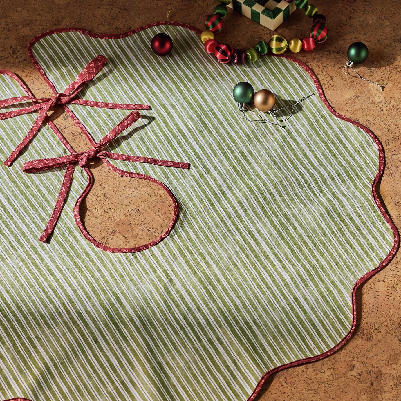 Habitat Vertical Green and White Striped Frill Christmas Tree Skirt