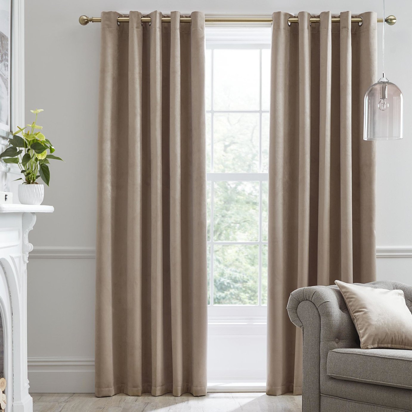 Laurence Llewelyn-Bowen Montrose Blackout Eyelet Curtains