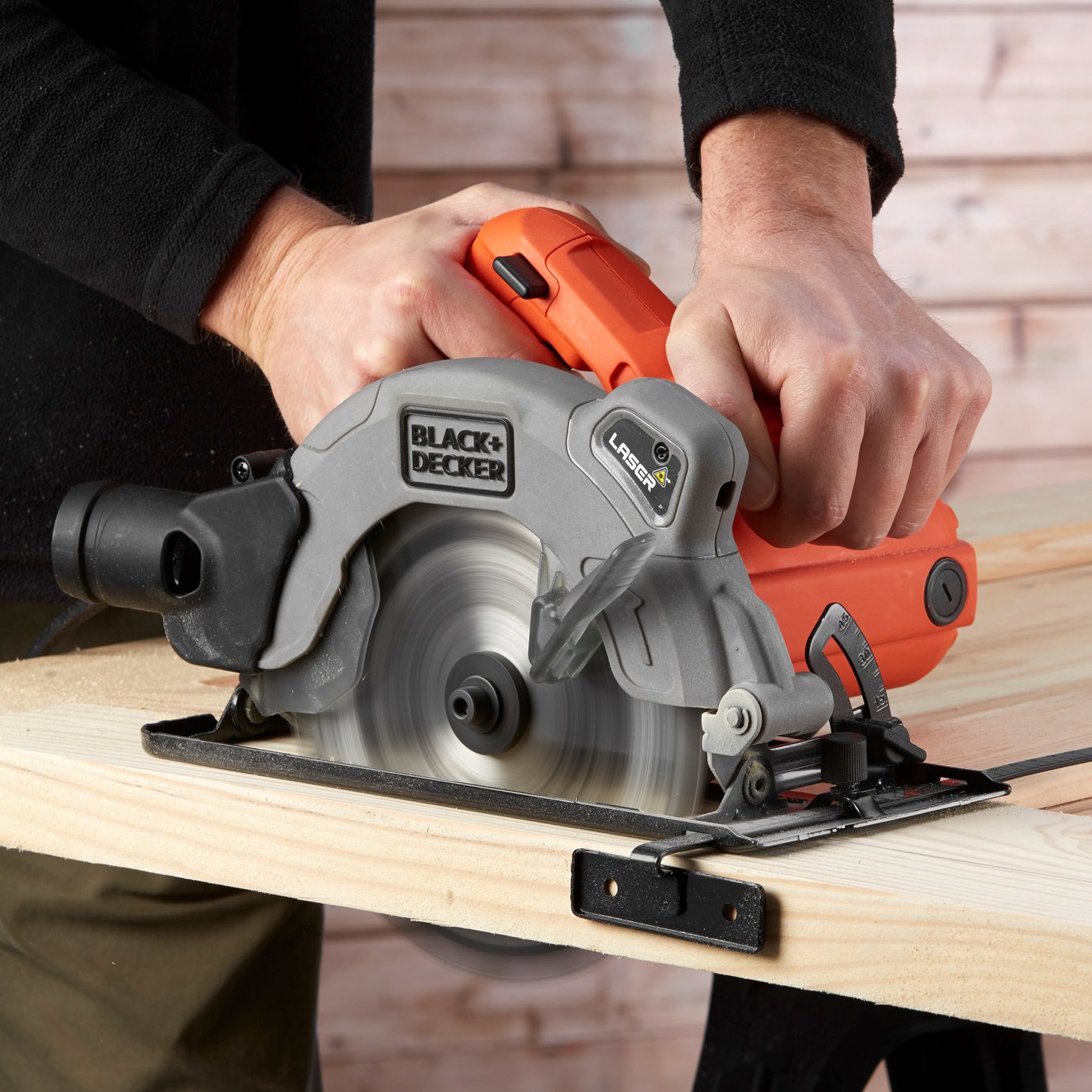 Black + Decker 190mm Circular Saw with Laser - 1250W