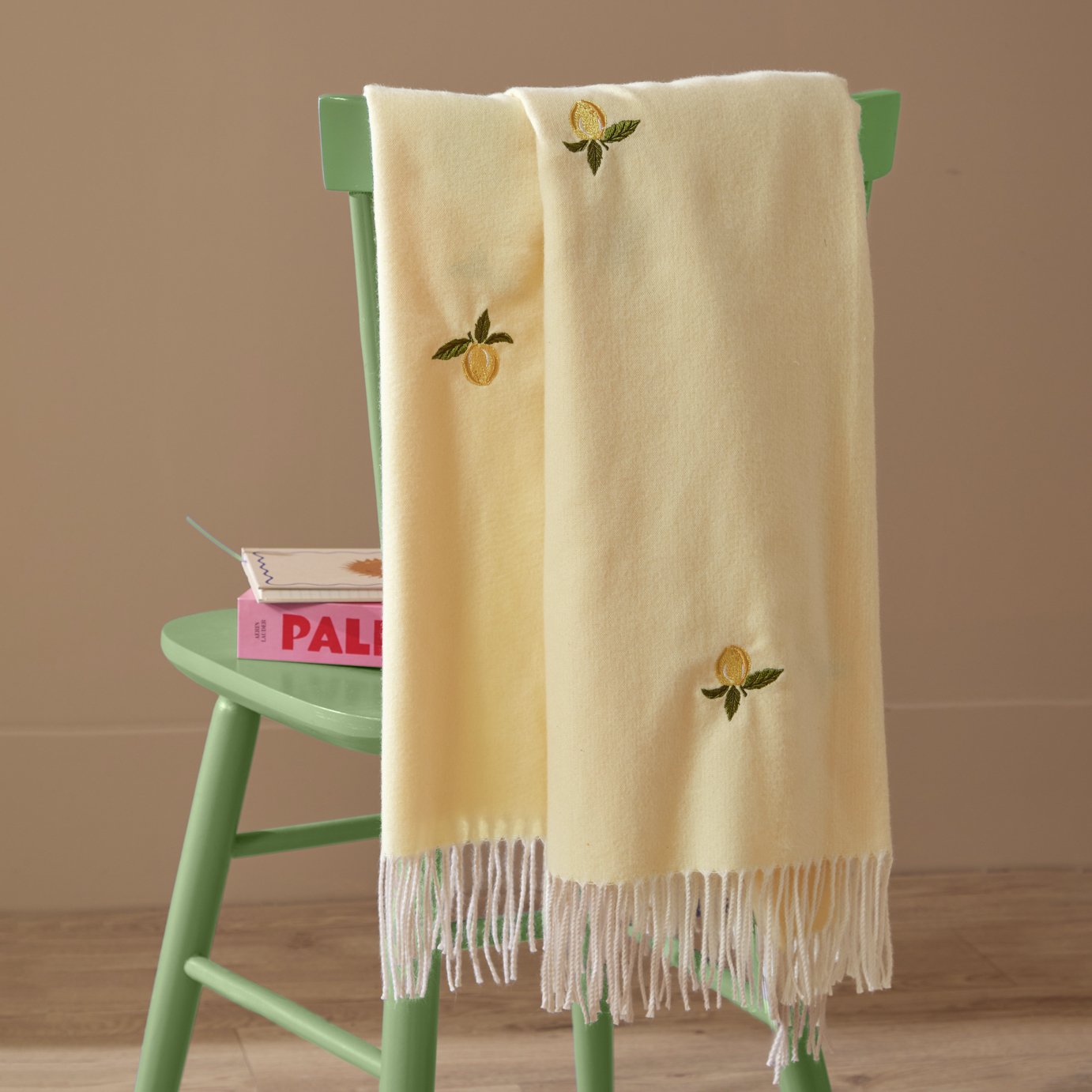 Furn Fruits Zesty Lemon Tassel Throw - Yellow - 130x180cm