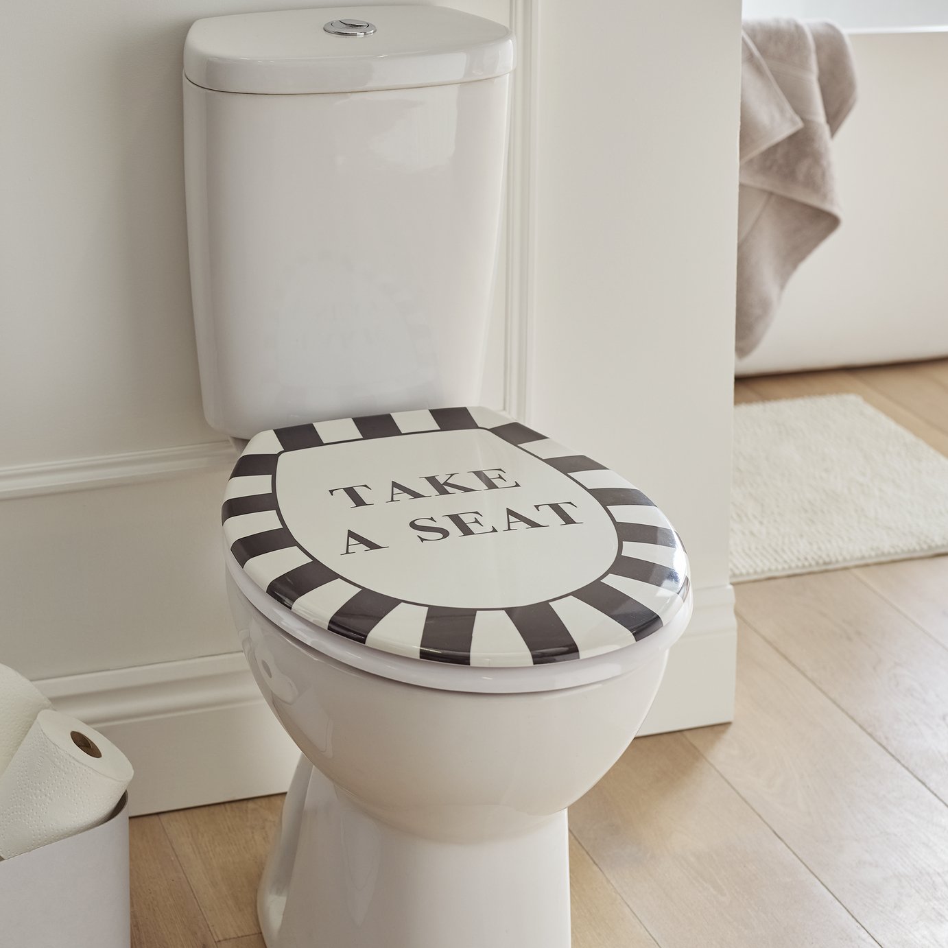 Argos Home Slogan Toilet Seat - Black & White