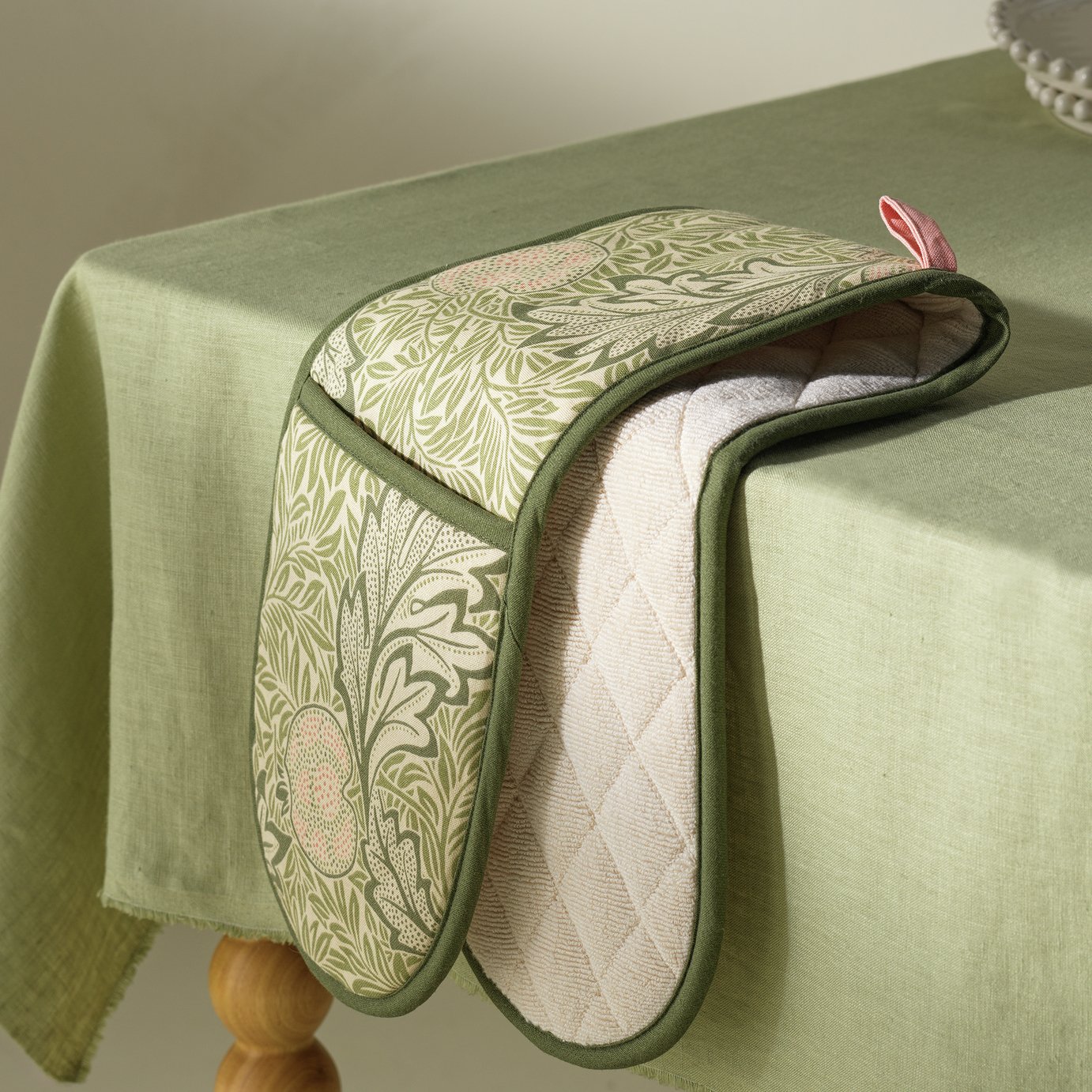 Habitat x Morris & Co Pantry Double Oven Glove