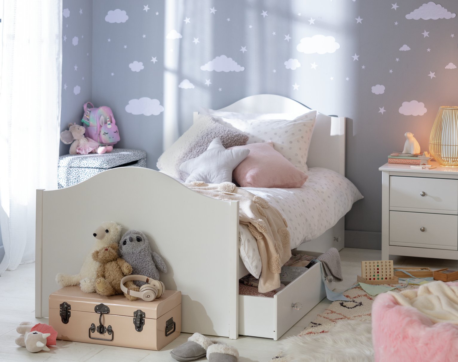 cute beds for little girls