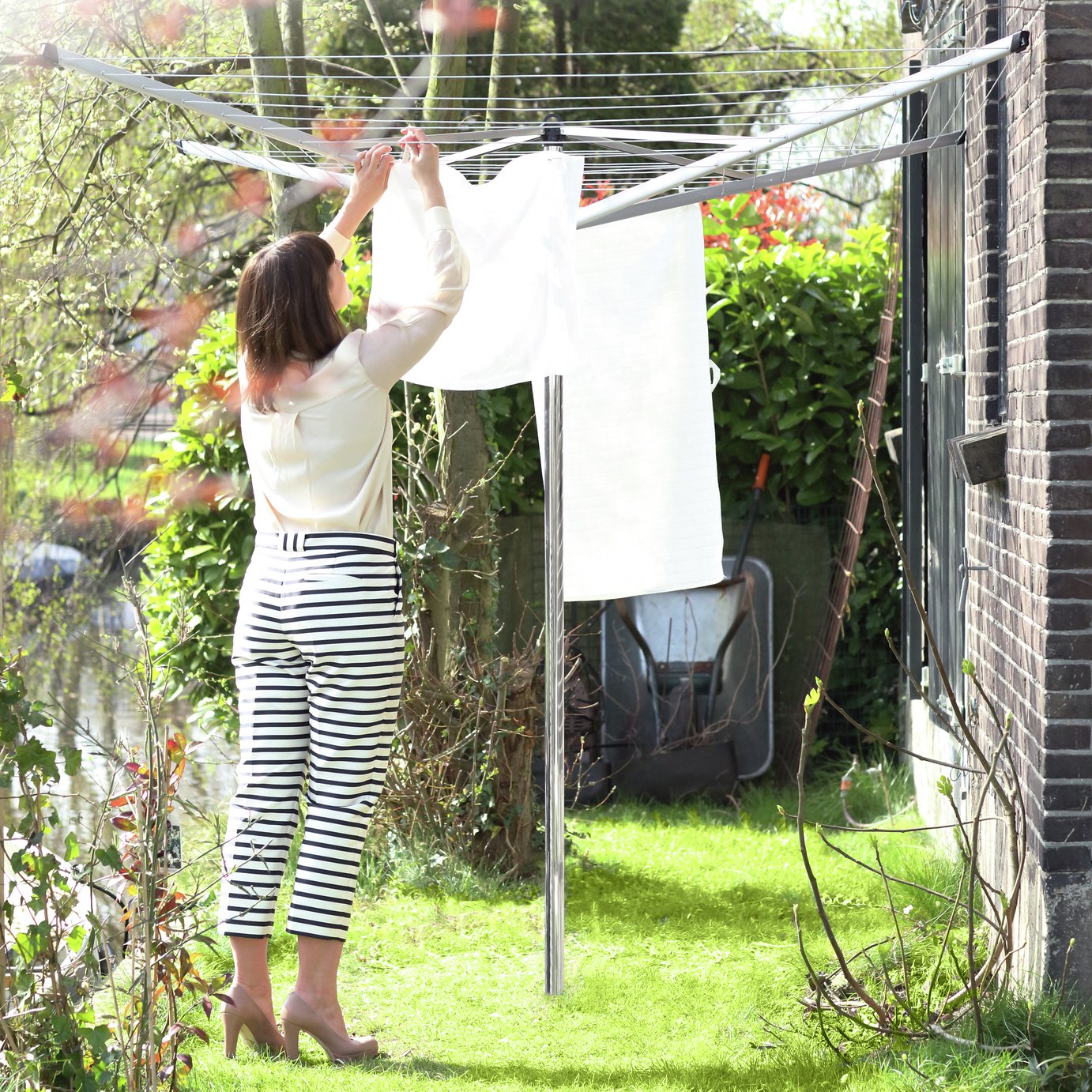 Brabantia 40m Rotary Topspinner Outdoor Airer