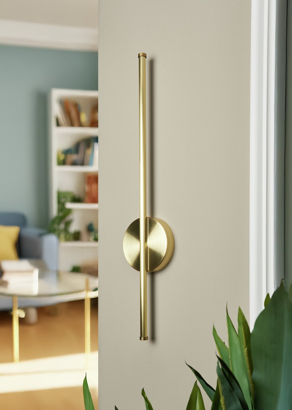 BHS Aurora Metal Rechargeable Wall Light - Brass