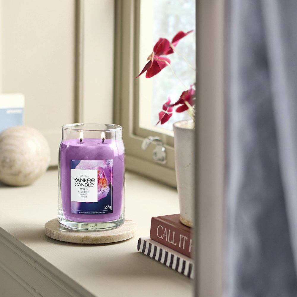 Yankee Candle Signature Large Jar Candle - Wild Orchid