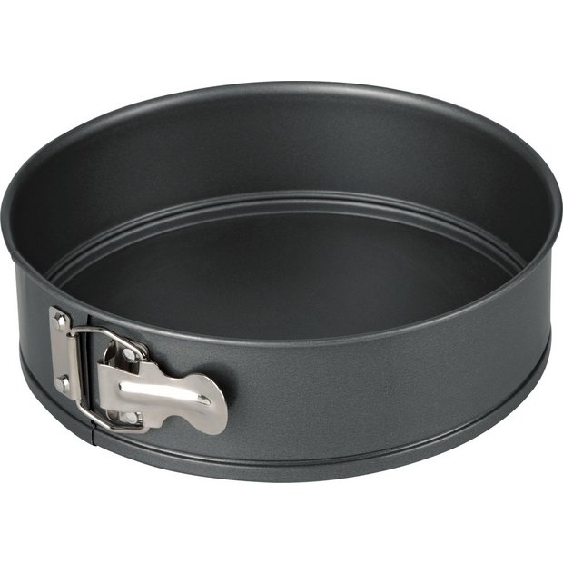 Argos shop baking tins