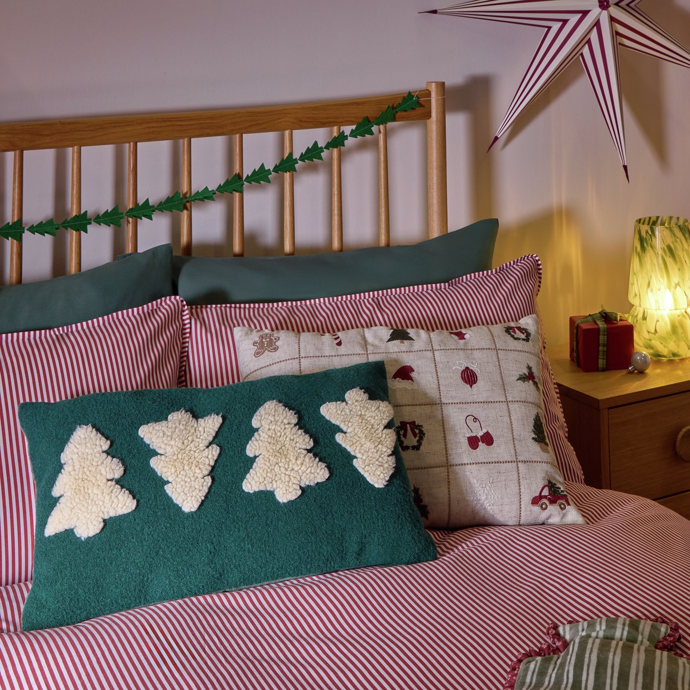 Argos Home Sherpa Tree Cushion Green - 50x30cm