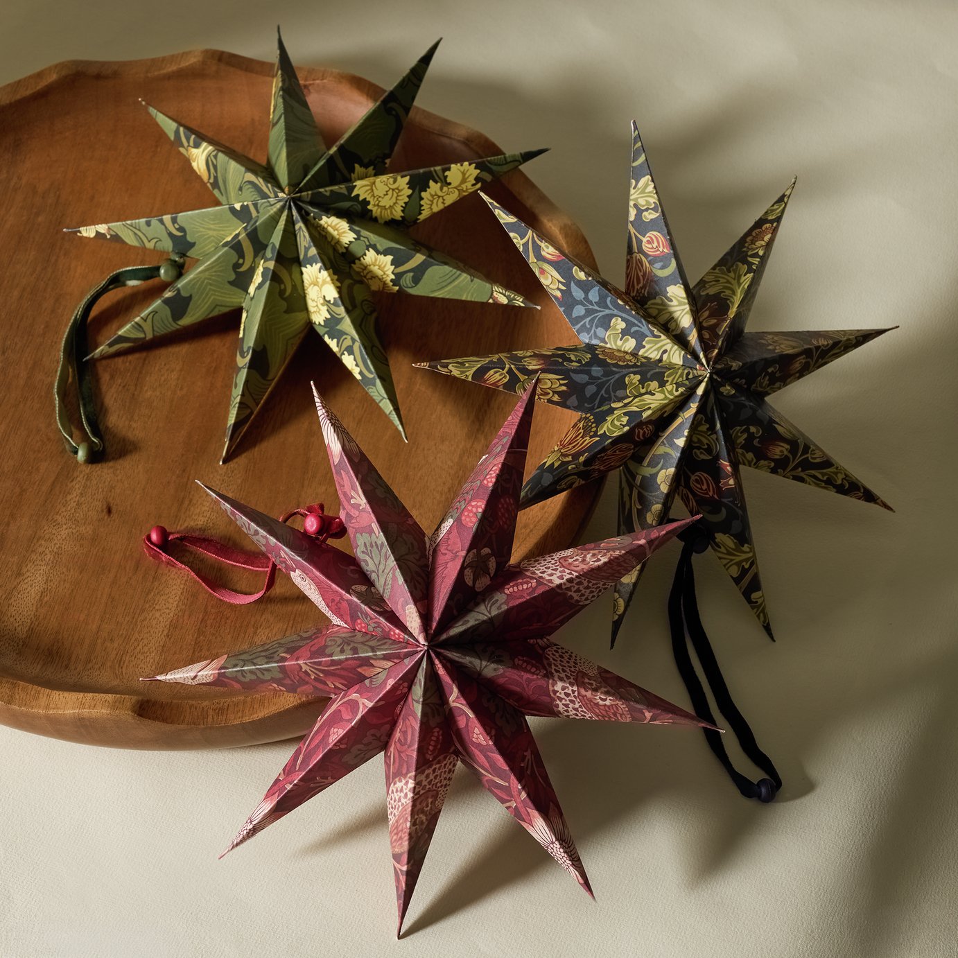 Habitat x Morris & Co. Medium Paper Star Christmas Decoration - Pack of 3
