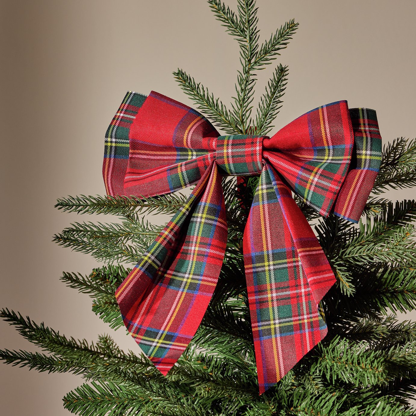 Argos Home Medium Woven Red Tartan Bow Tree Topper