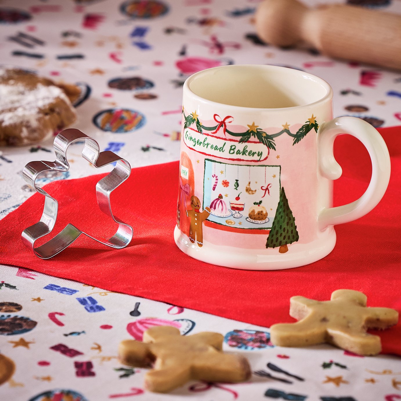 Argos Home Gingerbread Bakery Mug and Cookie Cutter