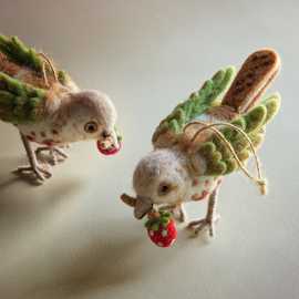 Habitat x Morris & Co. Strawberry Thief Bird Christmas Hanging Ornament