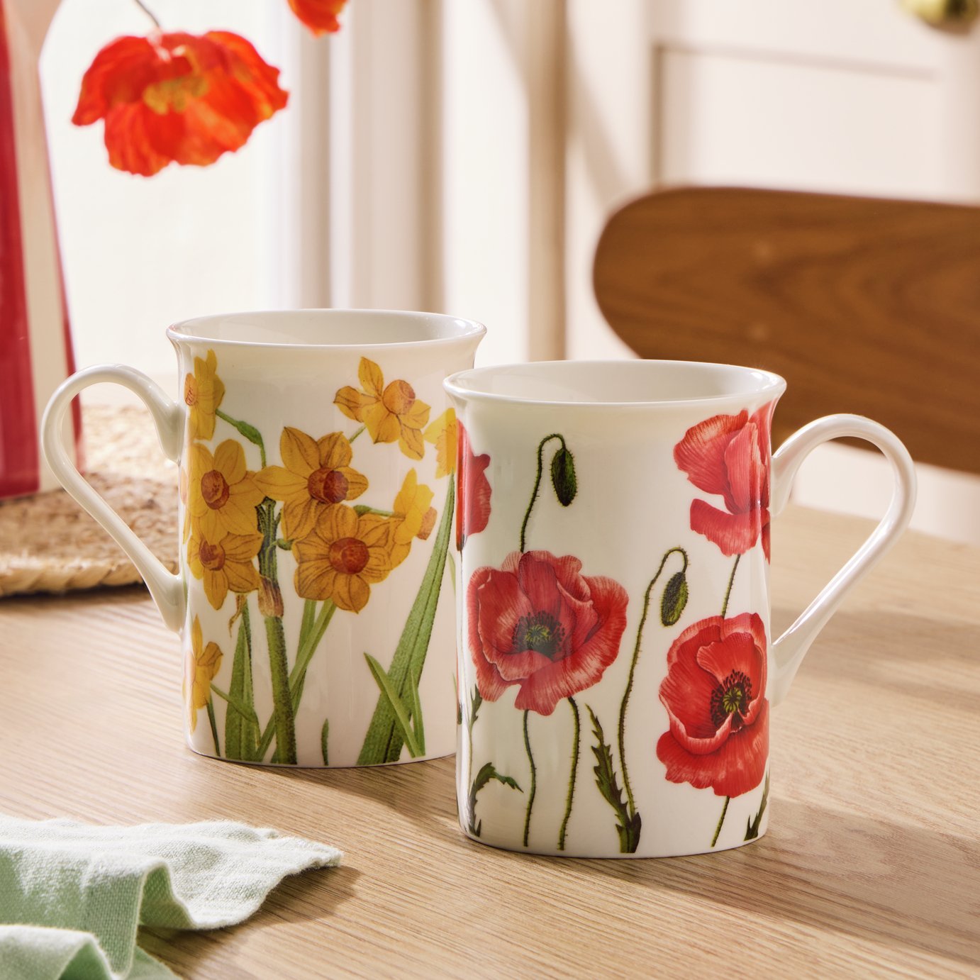 Argos Home Set of 2 Poppy & Daffodil Mugs