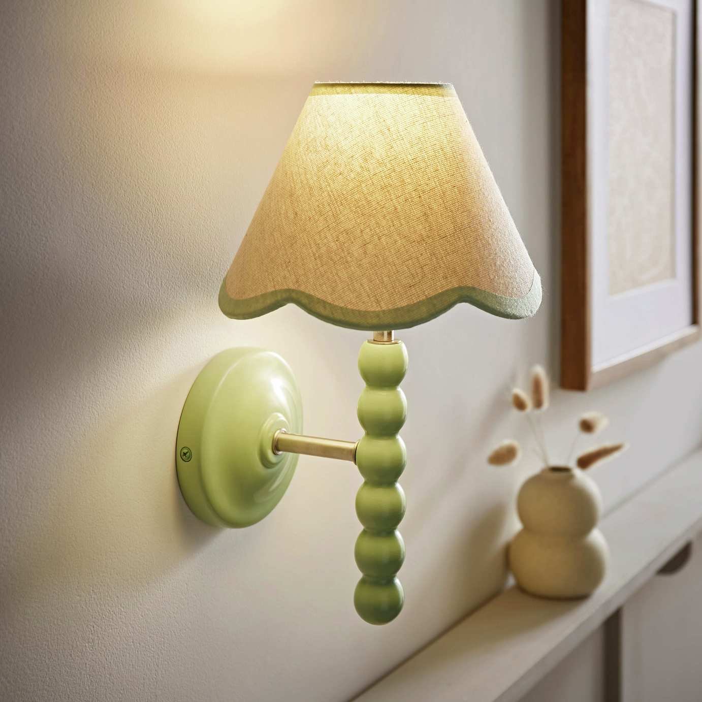 ValueLights Bobble Wooden Wall Light - Soft Green
