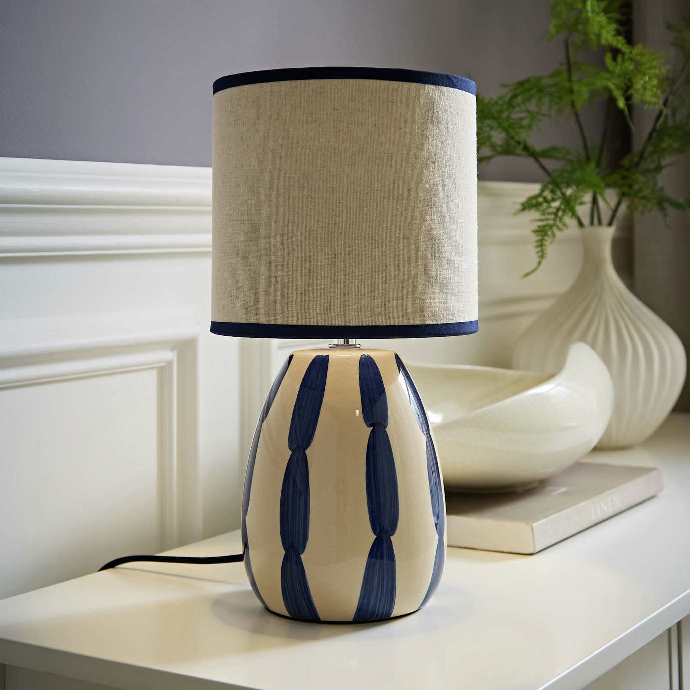 ValueLights Brynn Ceramic Navy Printed Stripe Table Lamp - Blue
