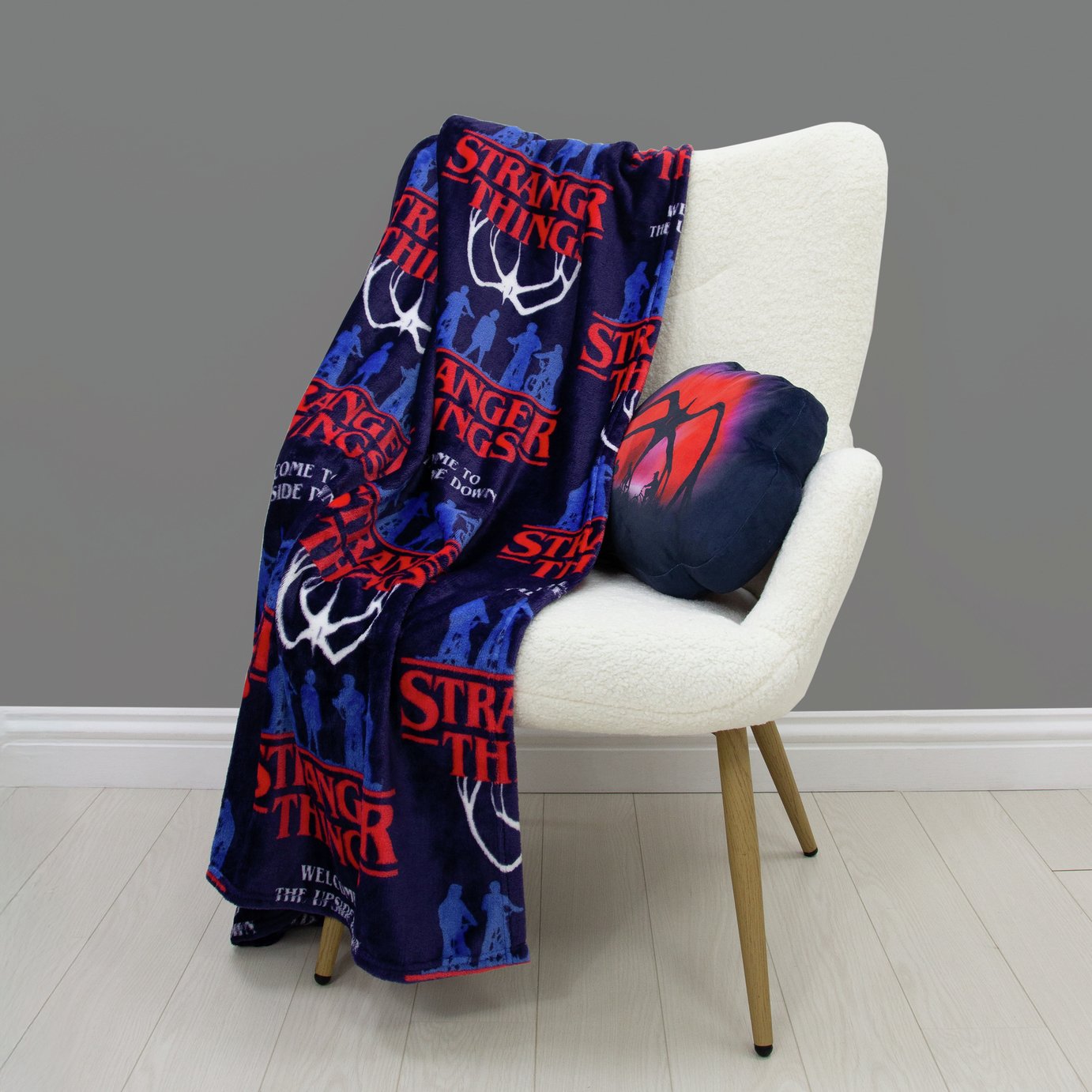 Stranger Things Throw - Navy - 150x100cm