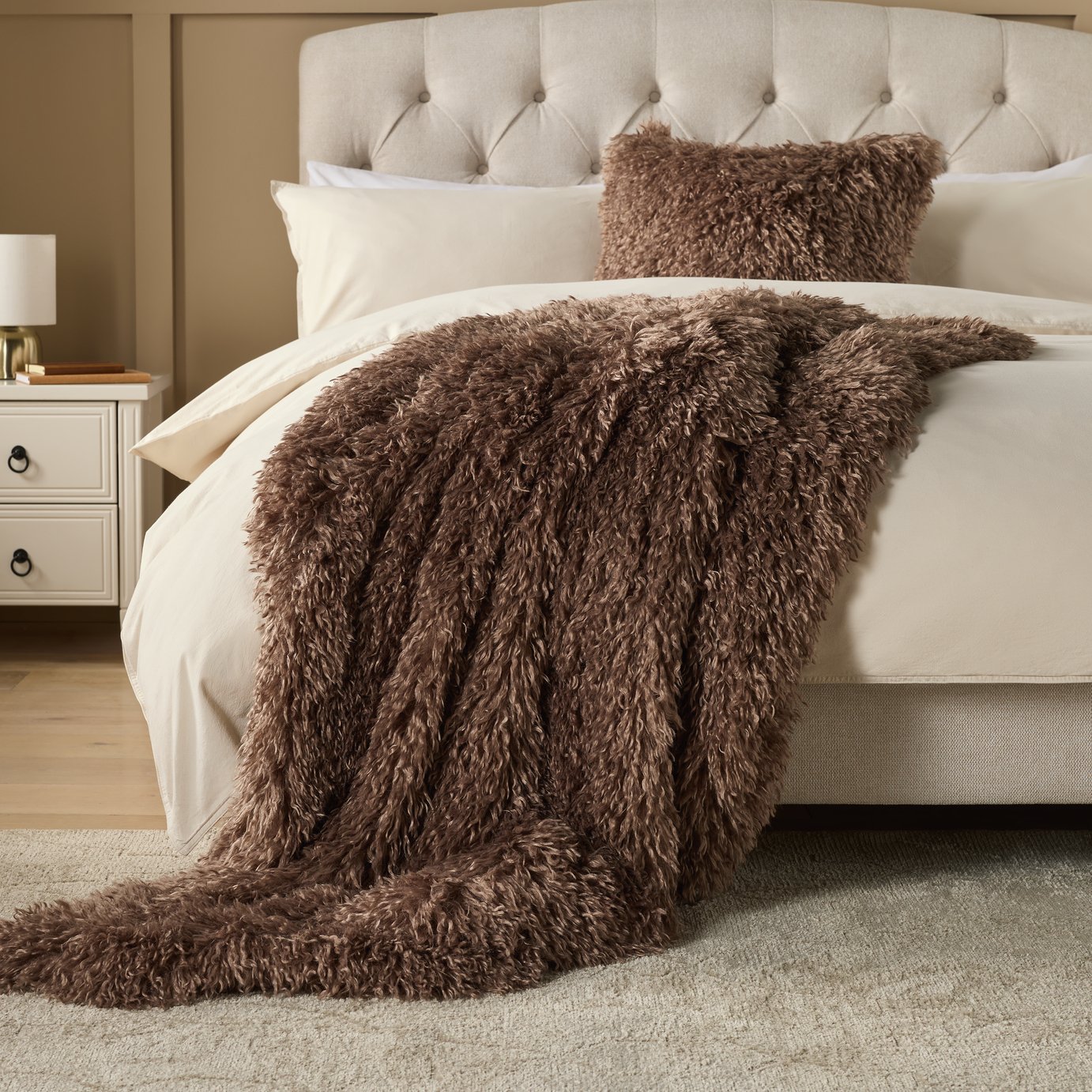 Argos Home Mongolian Fur Throw - Mocha - 150x125cm