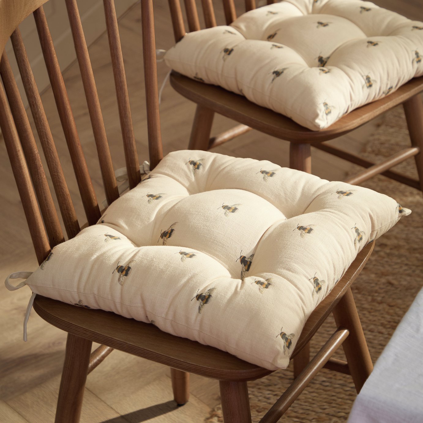 Wylder Ramble Bumble Bee Natural Seat Pad 2 Pack - 40x40cm