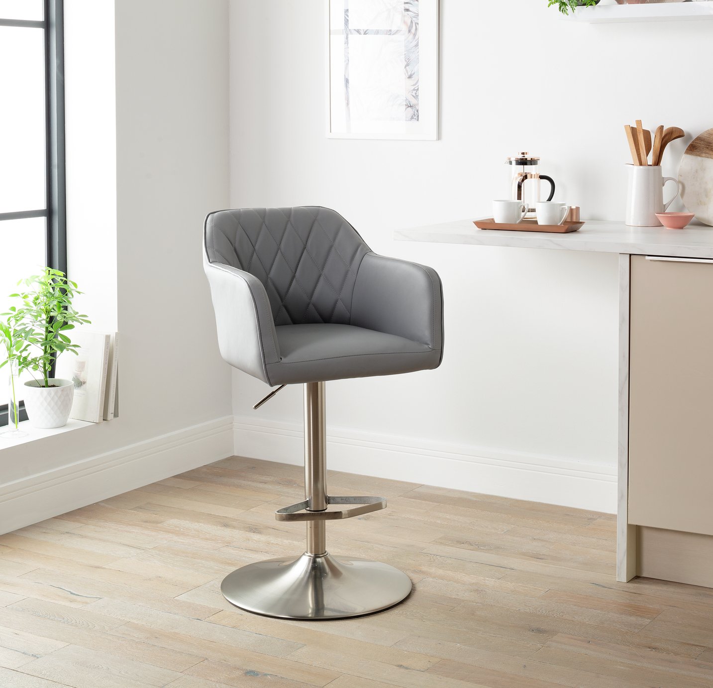 Argos Home Ellington Quilted Faux Leather Bar Stool - Black