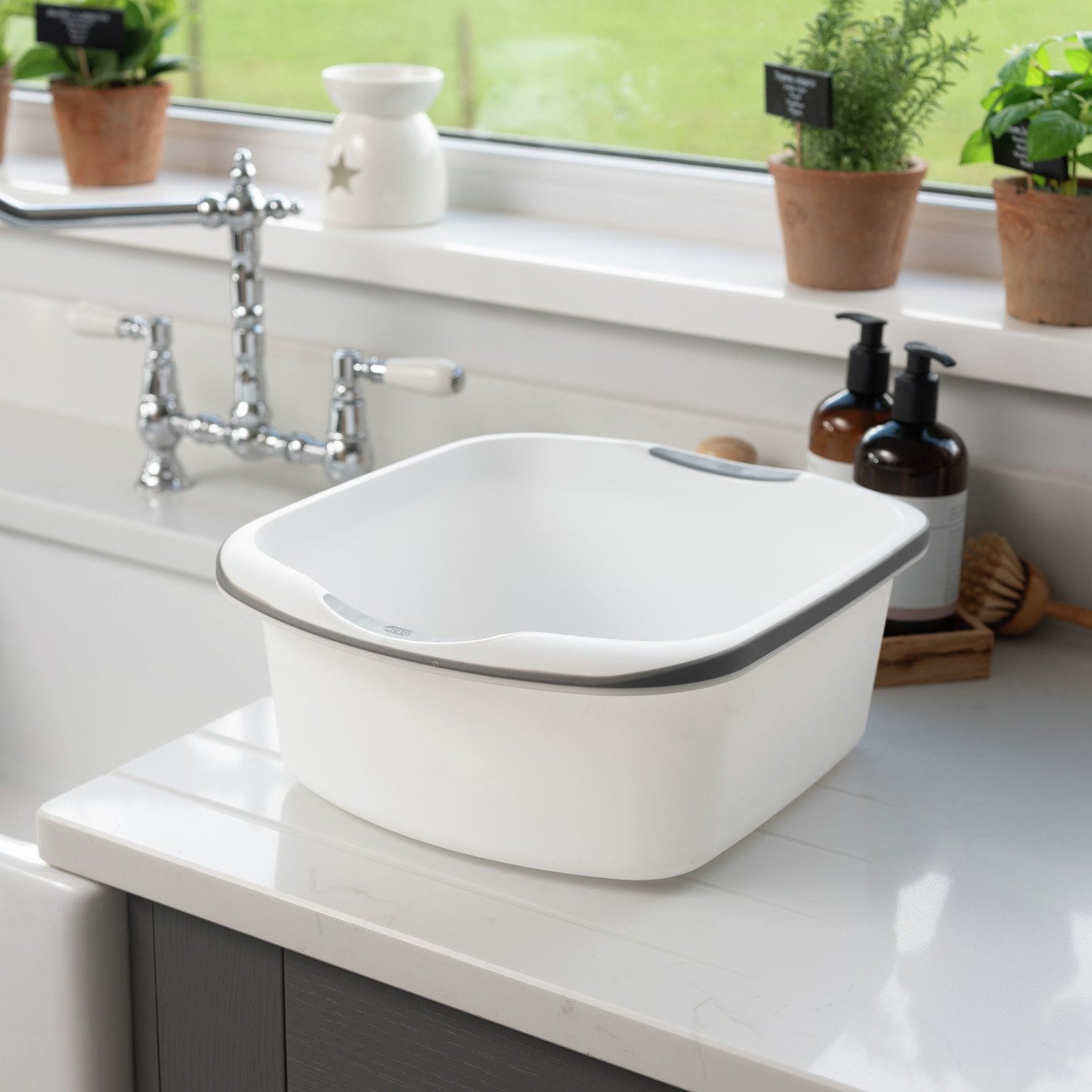 Addis Premium Washing Up Bowl - White