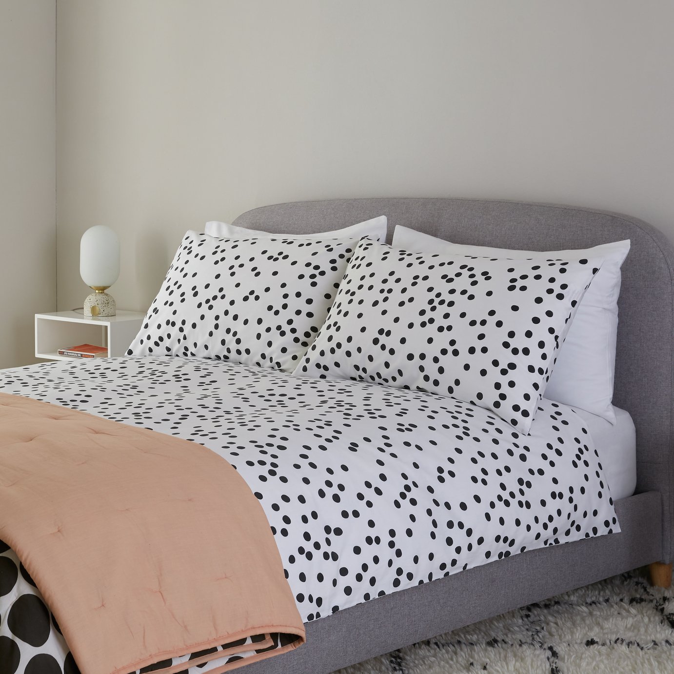 Habitat Penny Cotton Standard Pillowcase Pair - Black