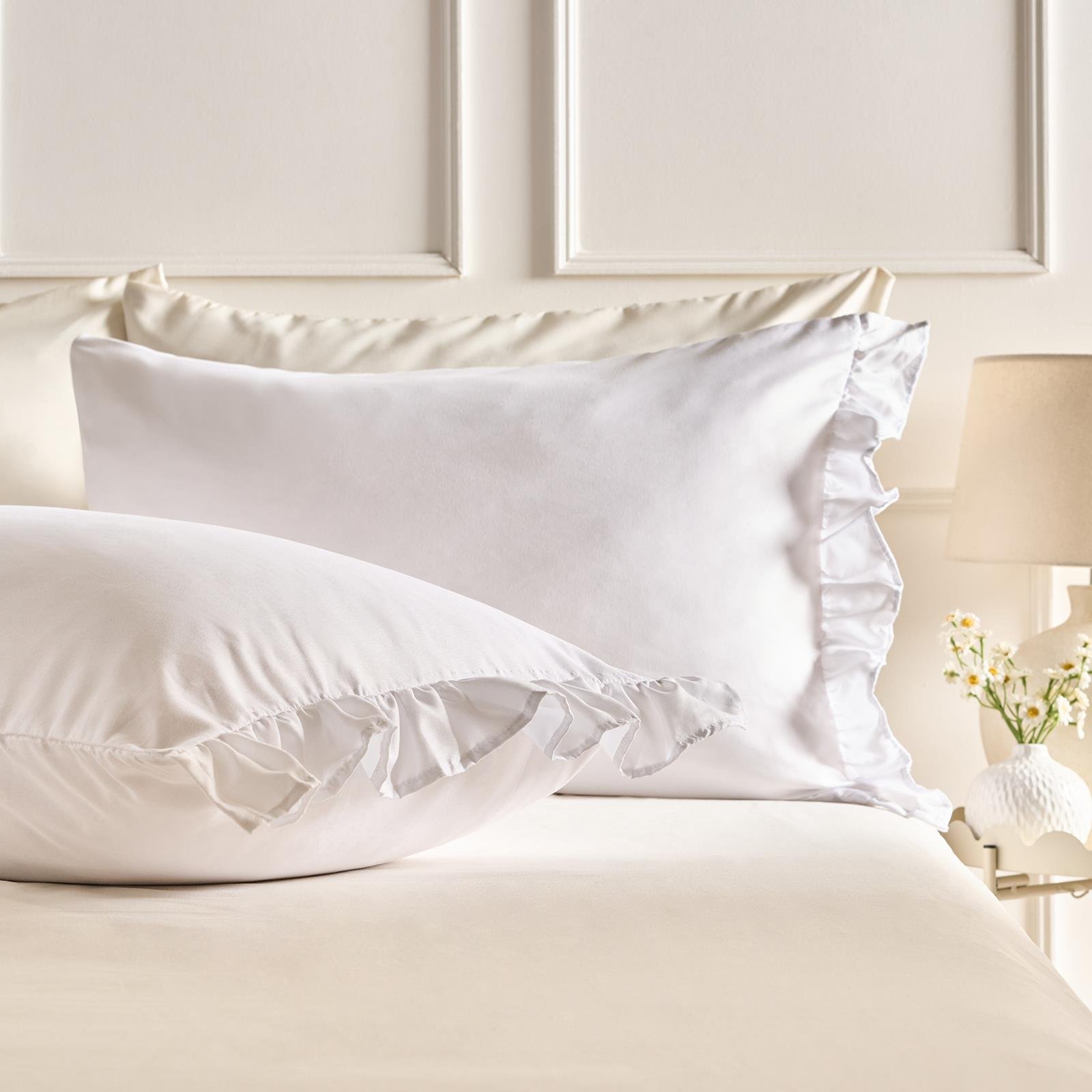 OHS 2 Pack Plain Dyed Frill Edge Pillowcases - White