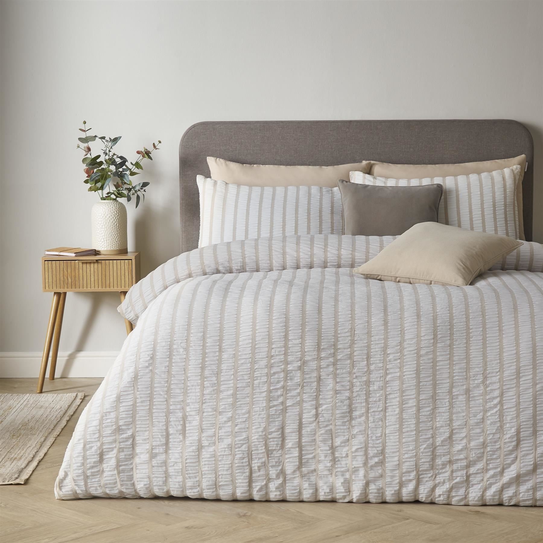 Catherine Lansfield So Soft Seersucker Stripe Duvet Cover Set - Double - Natural