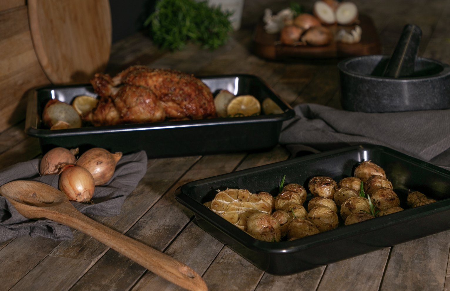 Habitat Set of 2 Non Stick Roasters