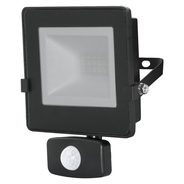 Solar flood lights deals argos