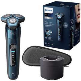 Philips Series 7000 Wet and Dry Electric Shaver S7786/50