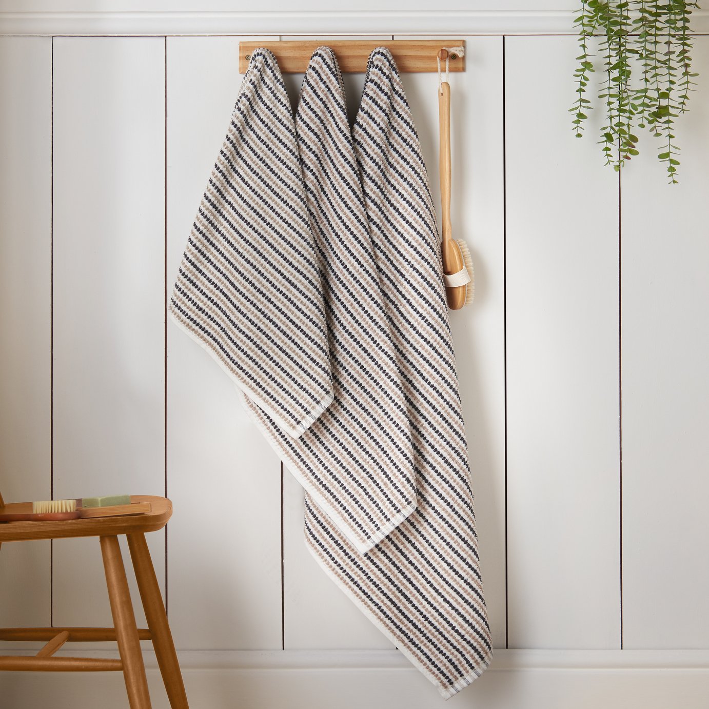 Catherine Lansfield Rice Weave Hand Towel - Grey