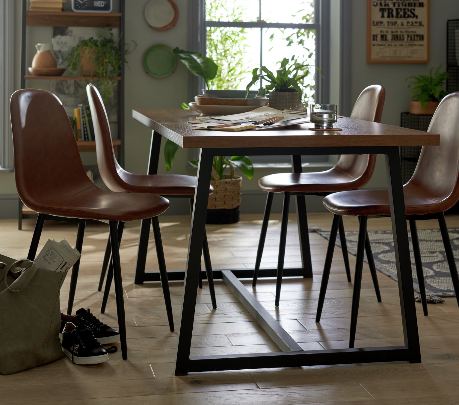 Habitat Nomad Oak Dining Table & 4 Brown Chairs