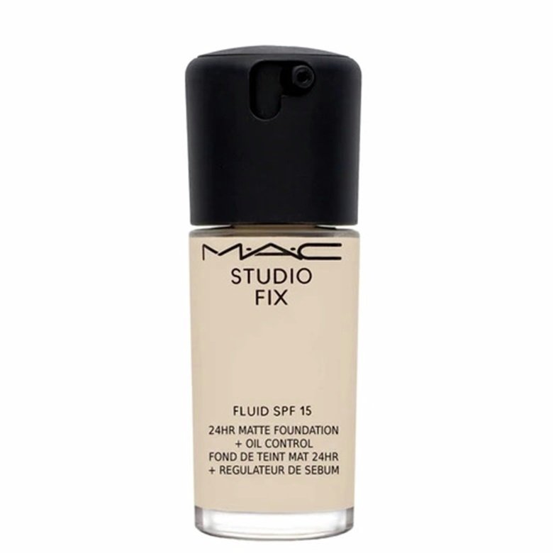 M.A.C Studio Fix Fluid SPF 15 Foundation - NC12 - 30ml