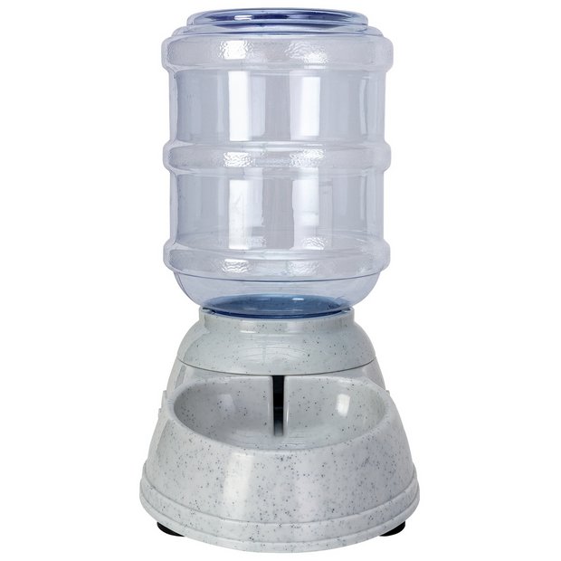 Pet water outlet dispenser