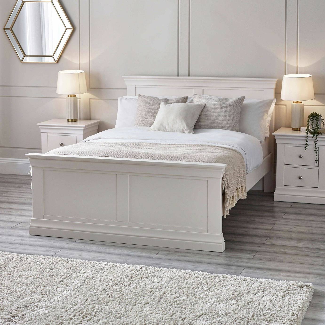 Julian Bowen Clermont Kingsize Solid Pine Bedframe - White