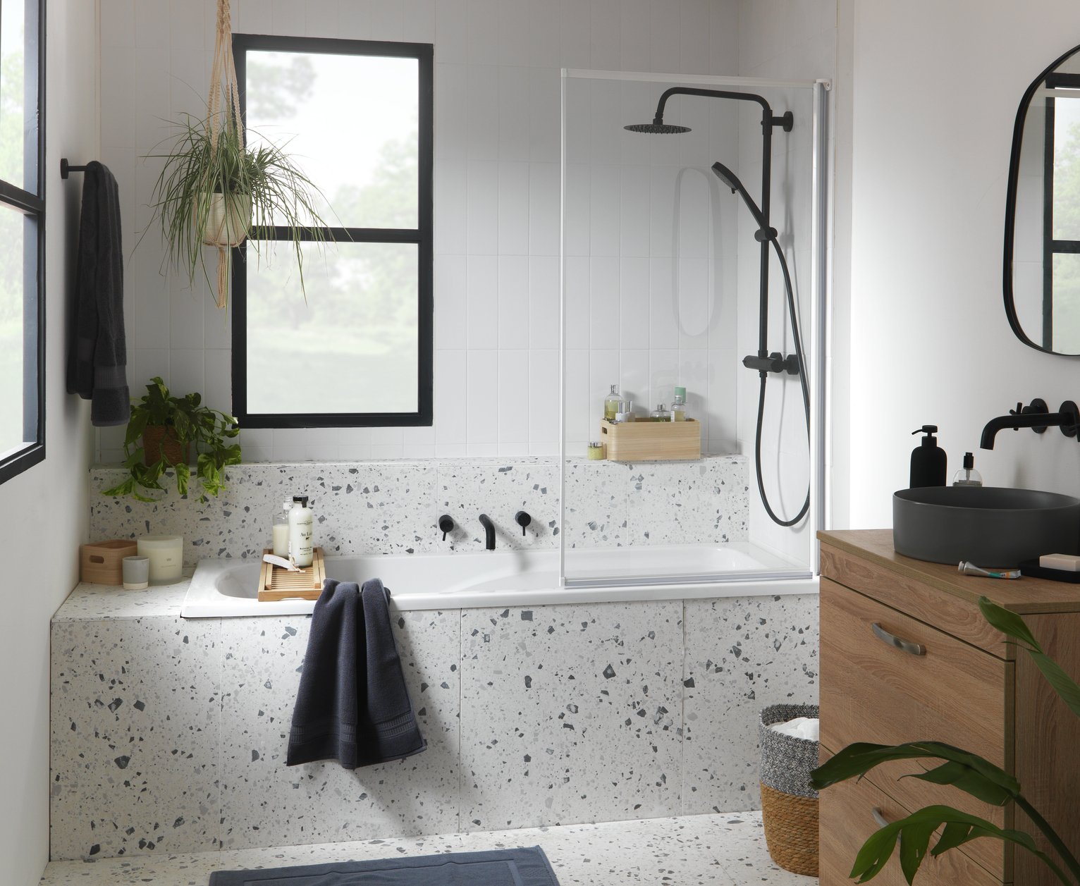 Argos Home 1375x755mm Fully Framed Shower Screen White