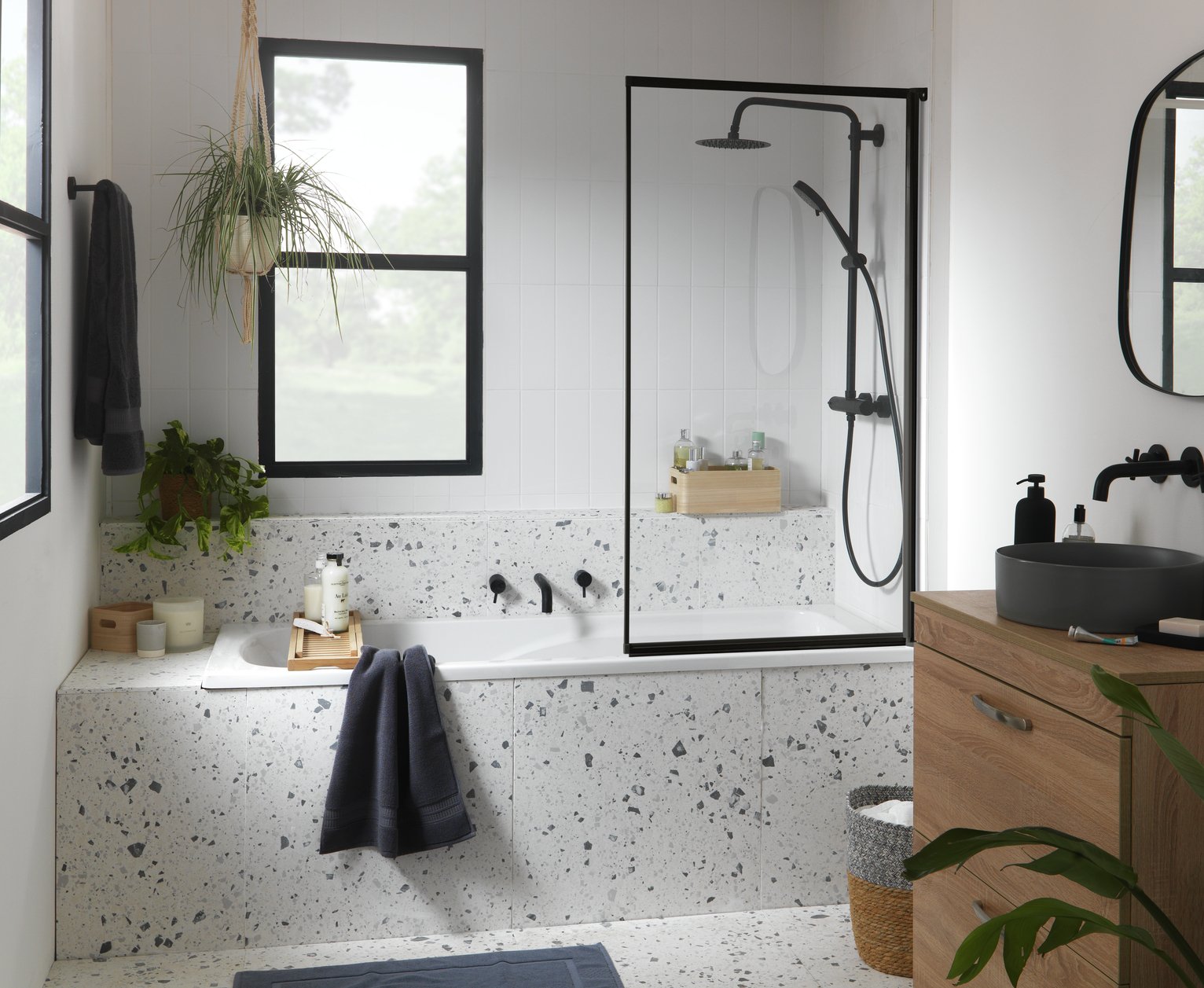 Argos Home 1375x755mm Fully Framed Shower Screen Black