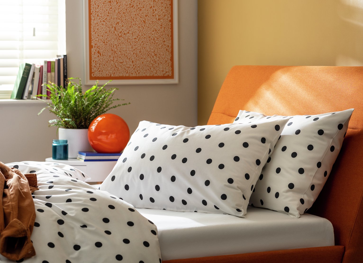 Argos Home Monochrome Spot Standard Pillowcase Pair