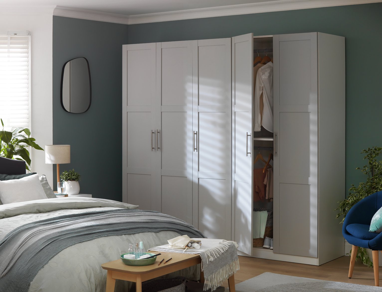 Habitat Munich Panelled 5 Door Wardrobe