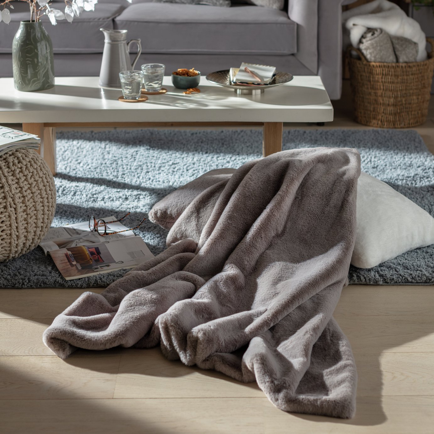 Habitat Faux Fur Plain Throw - Grey - 125x150cm
